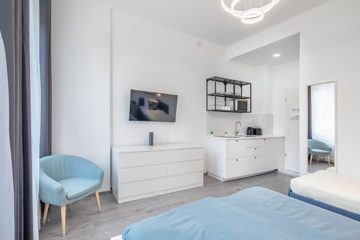 Newly Designed * Budapest